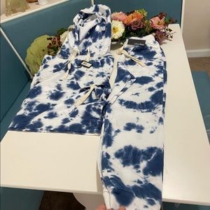 LUXURY LEA & VIOLA 2 piece hoodie and joggers
